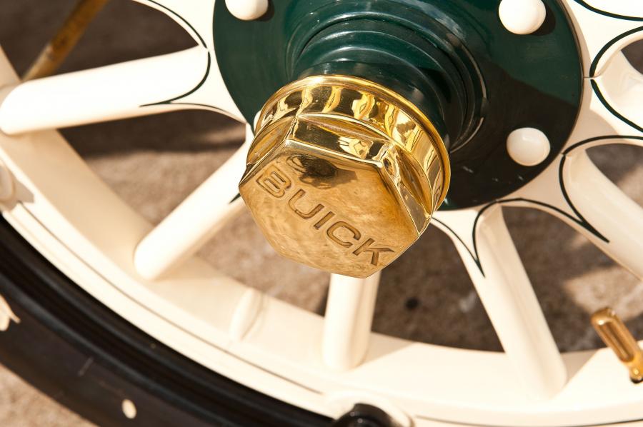  Buick Model 19 Touring 1910 года  (фото 16 из 23)